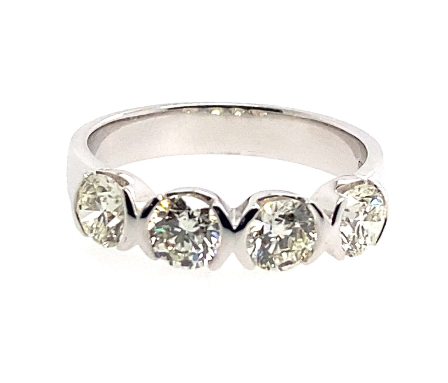 18ct White Gold Diamond Ring