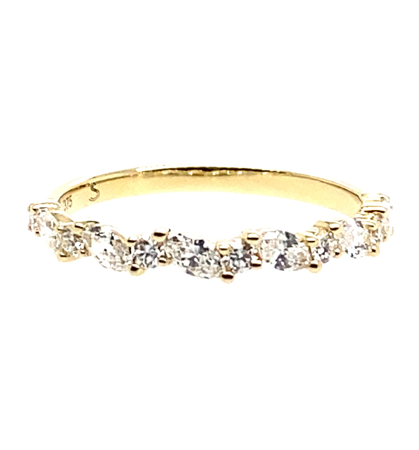 9ct Yellow Gold Ring Marquise & Round Diamonds