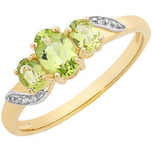 9ct Yellow Gold Diamond & Peridot Ring