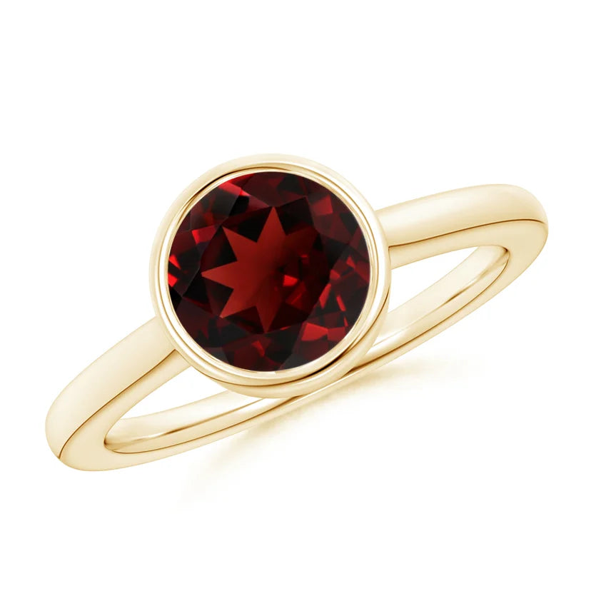 9ct Yellow Gold Garnet Ring