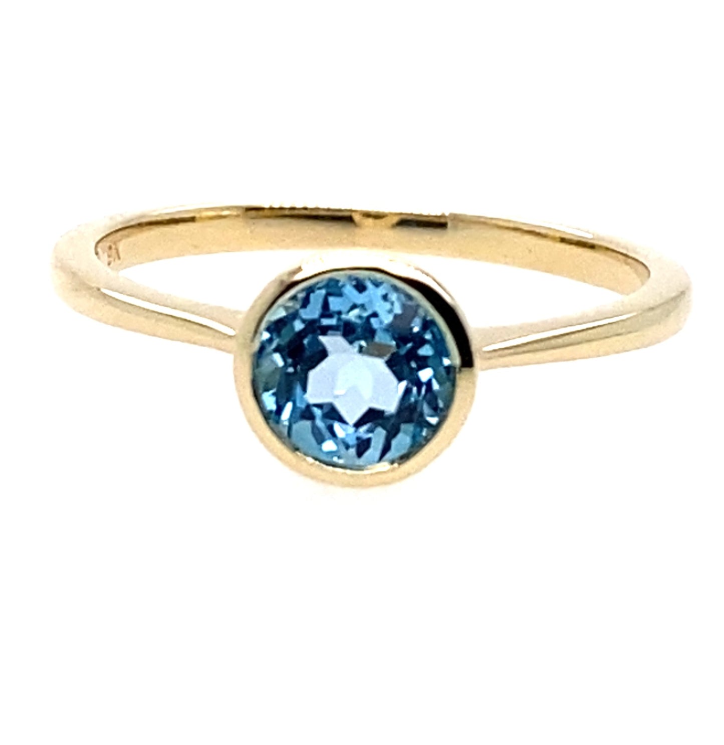 9ct Yellow Gold Swiss Blue Topaz Ring